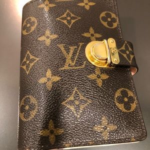 Louis Vuitton agenda